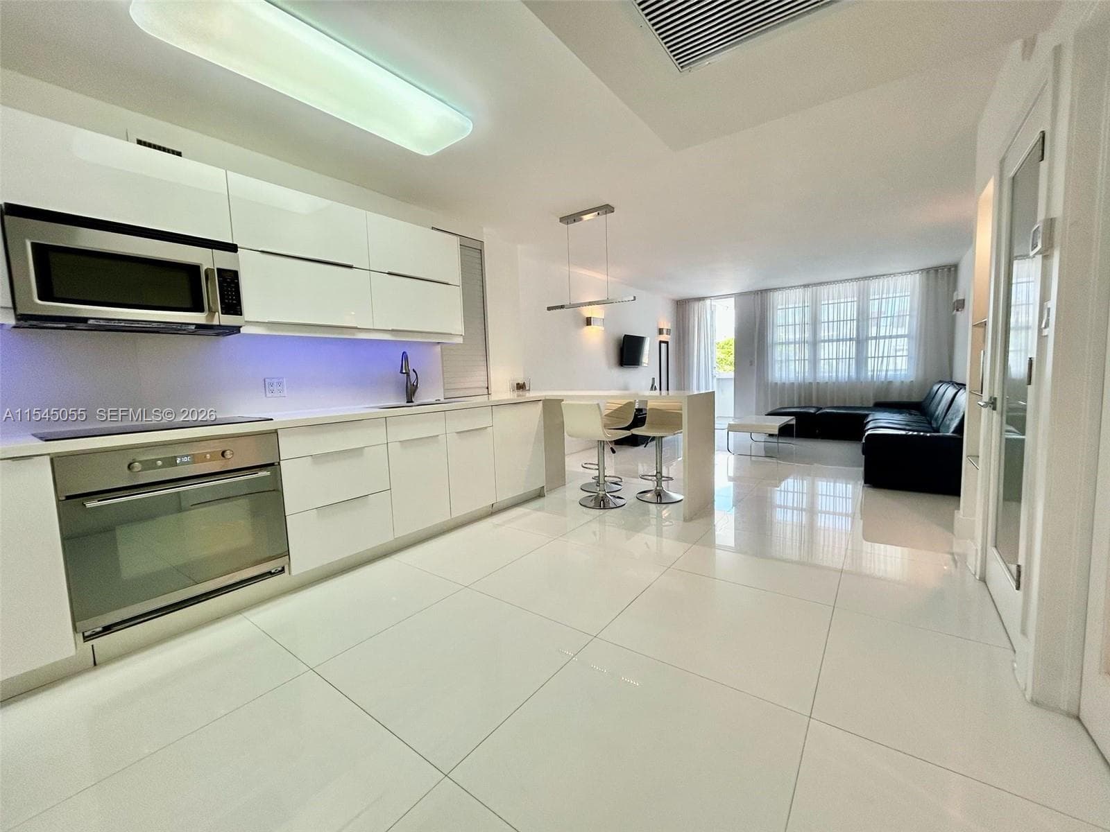 The Decoplage · #322 in Miami Beach - Photo 3