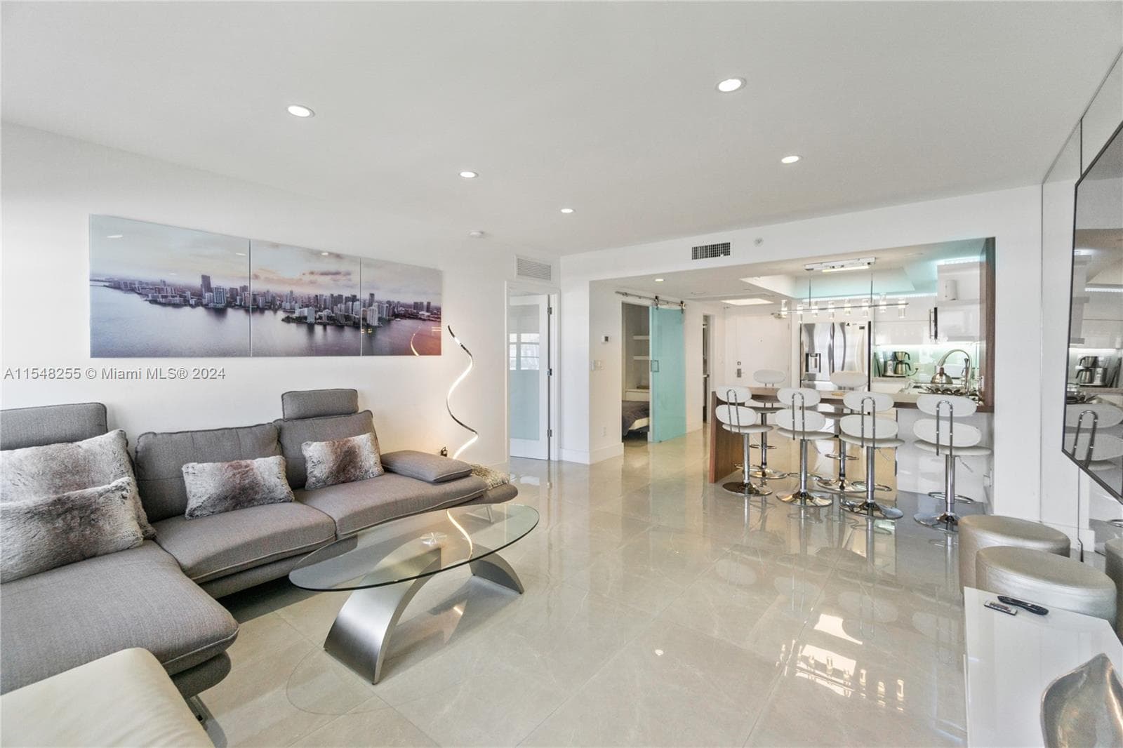 The Decoplage · #1602 in Miami Beach - Photo 3