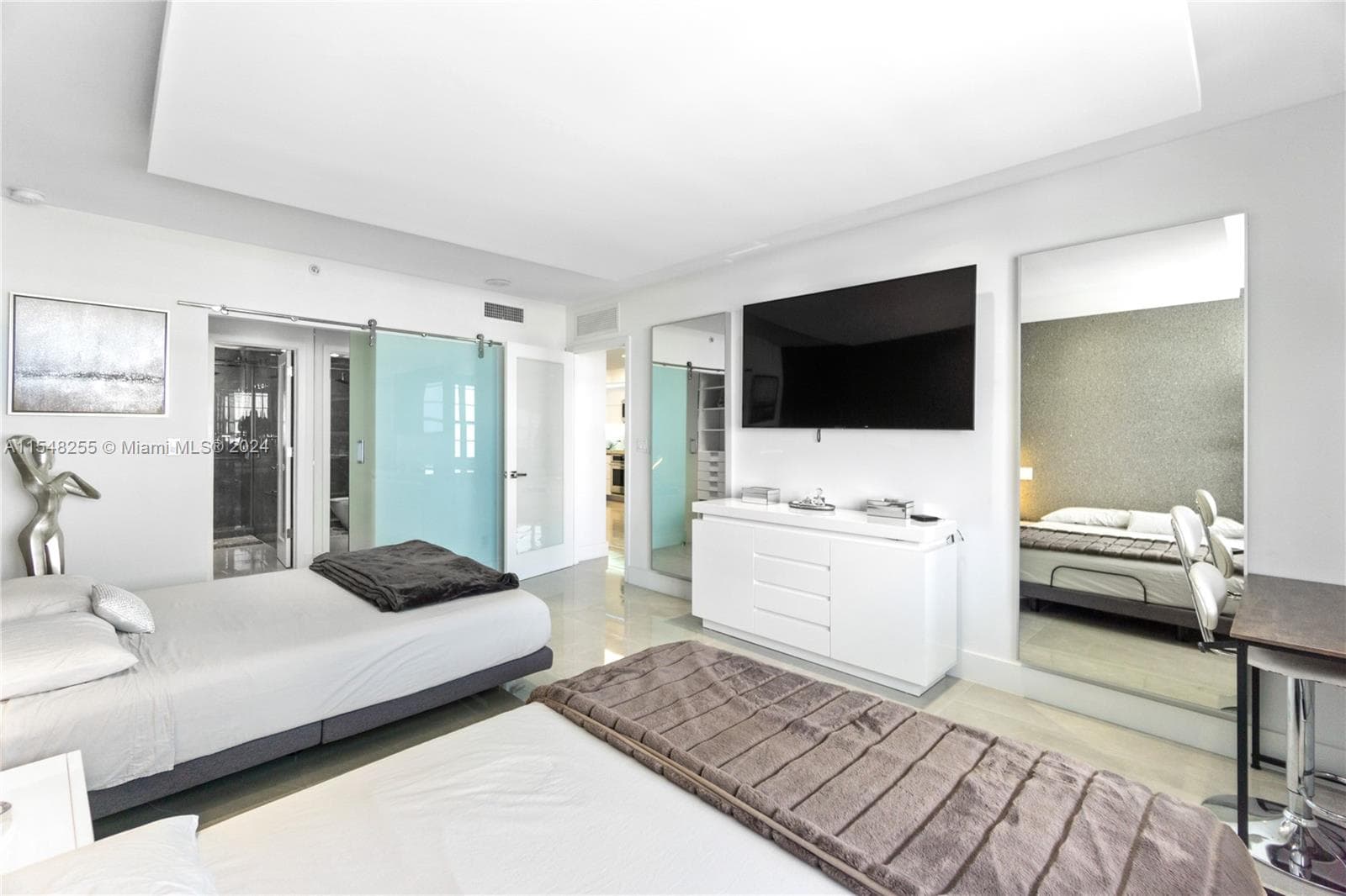 The Decoplage · #1602 in Miami Beach - Photo 15