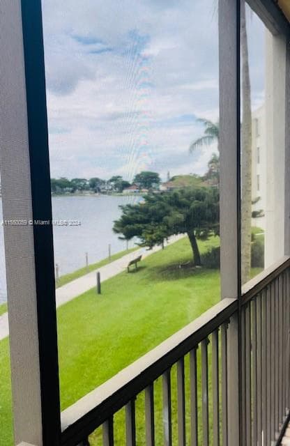 LAKE EMERALD CONDOMINIUM · #203 in Oakland Park - Photo 20