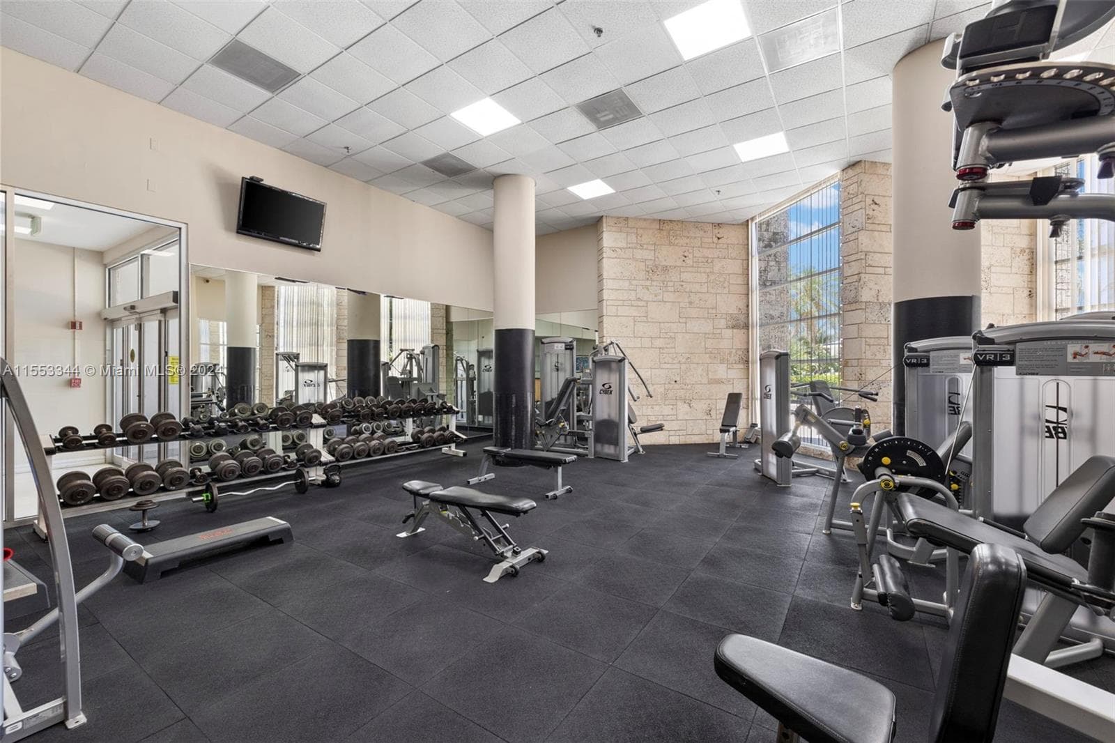 Seacoast 5151 · #1527 in Miami Beach - Photo 49