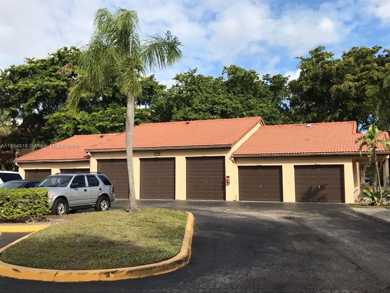 Palm Aire Gardens Condo · #27 in Pompano Beach - Photo 19