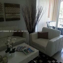 Porto Bellagio · #1402 in Sunny Isles Beach - Photo 7