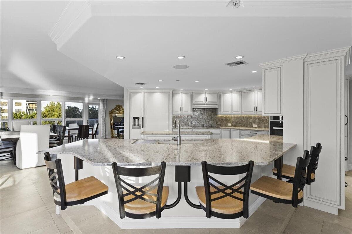 Upper level kitchen island seating
