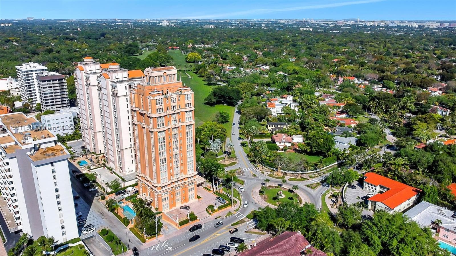 SEGOVIA TOWER · #5 in Coral Gables - Photo 38