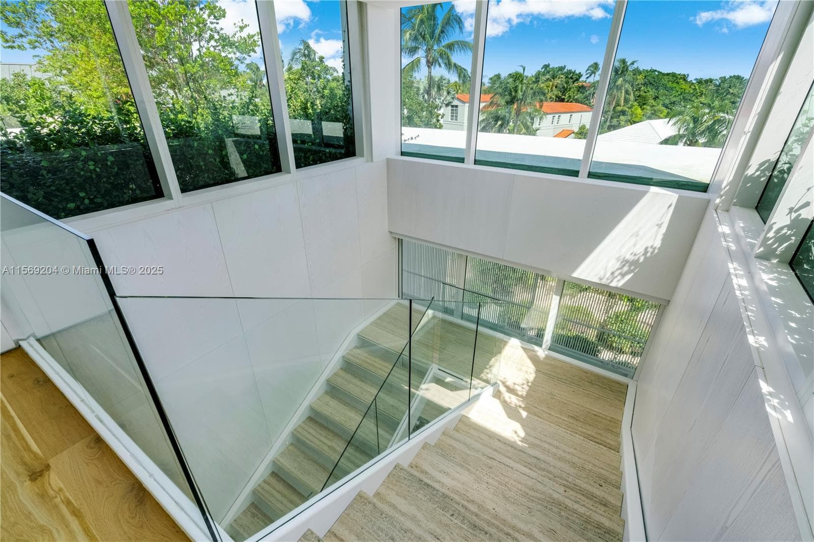 440 S Mashta Dr photo 26