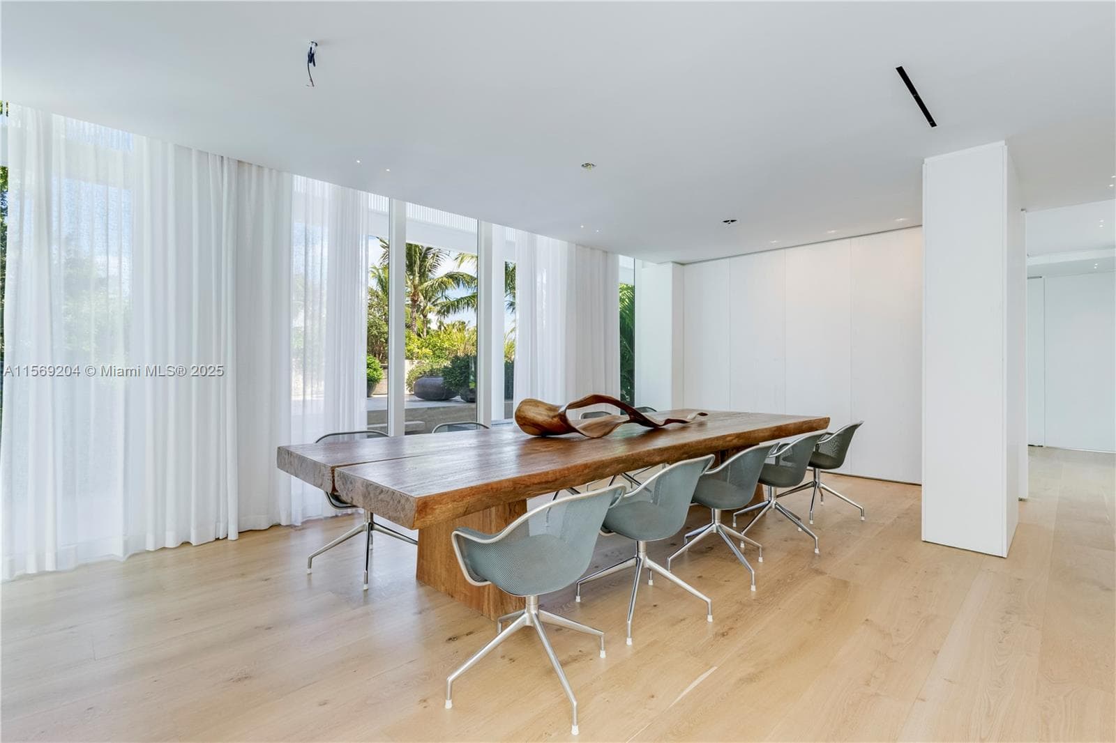 440 S Mashta Dr photo 34