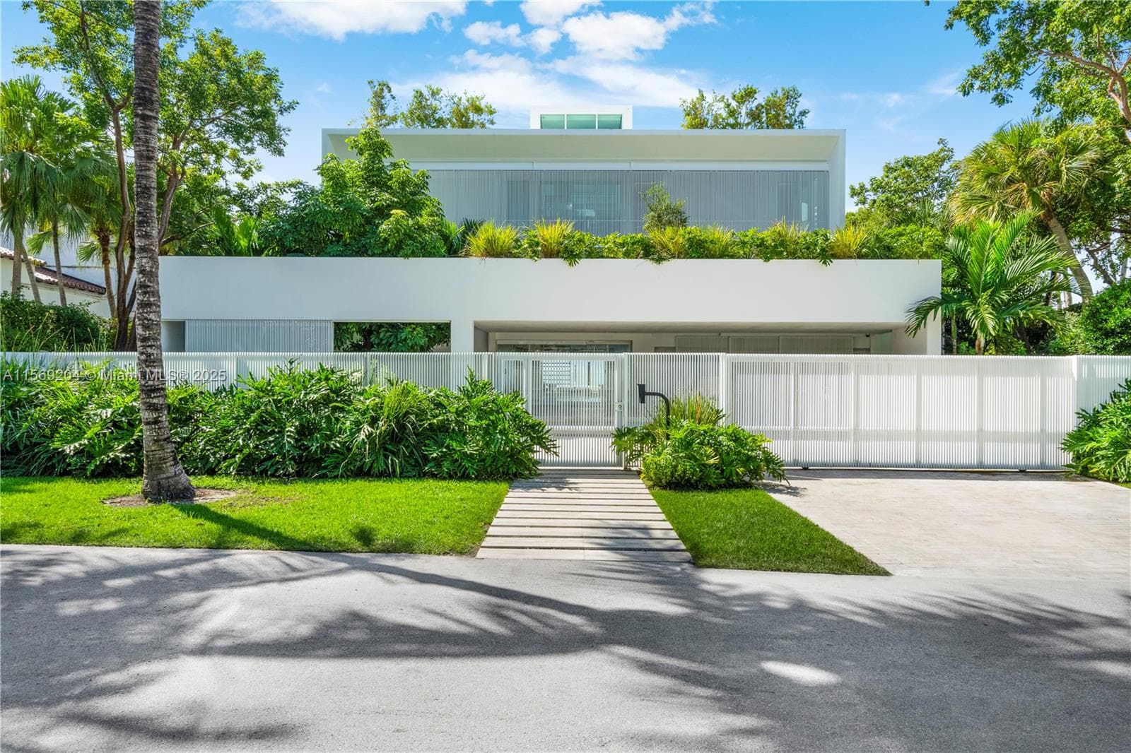 440 S Mashta Dr photo 45