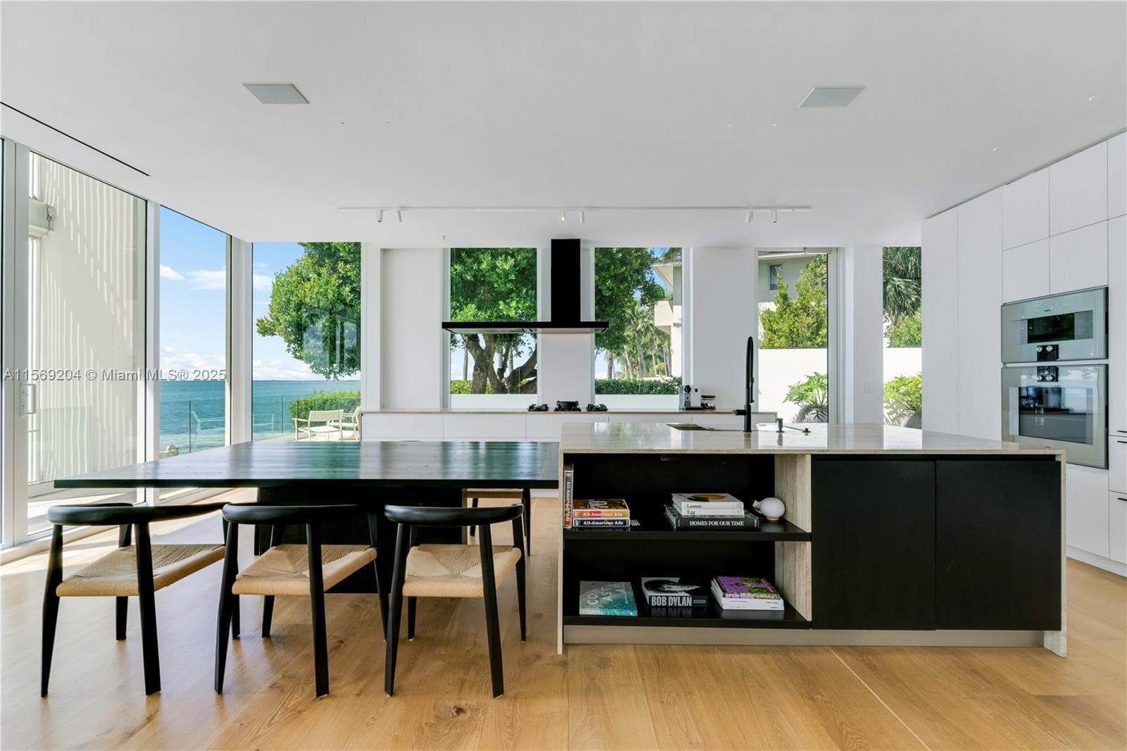 440 S Mashta Dr photo 31