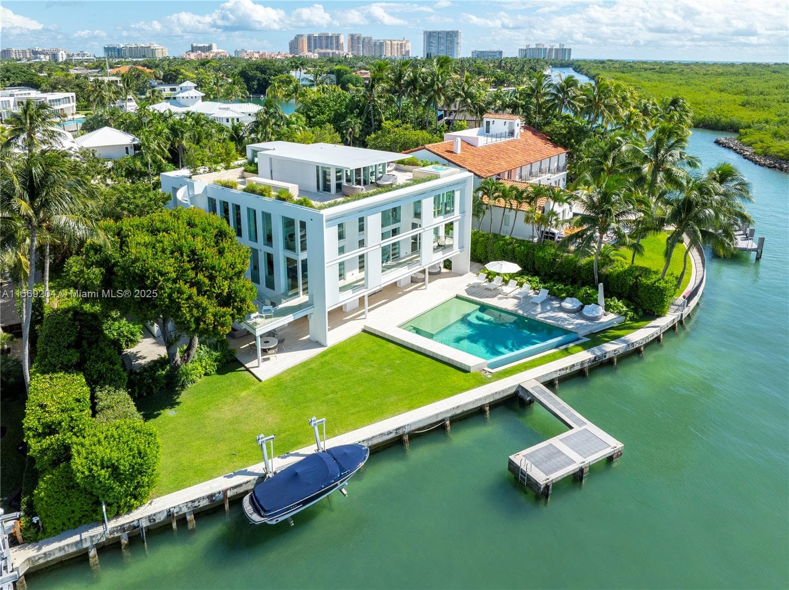 440 S Mashta Dr photo 39