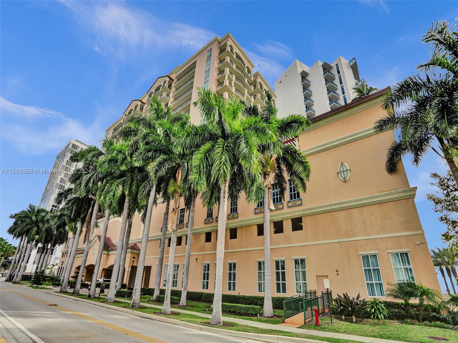King David · #1101 in Sunny Isles Beach - Photo 55
