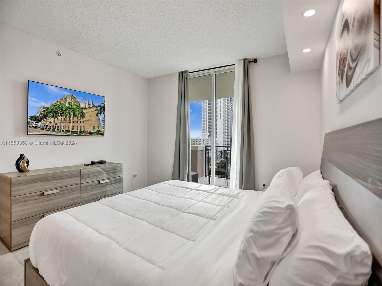 King David · #1101 in Sunny Isles Beach - Photo 19