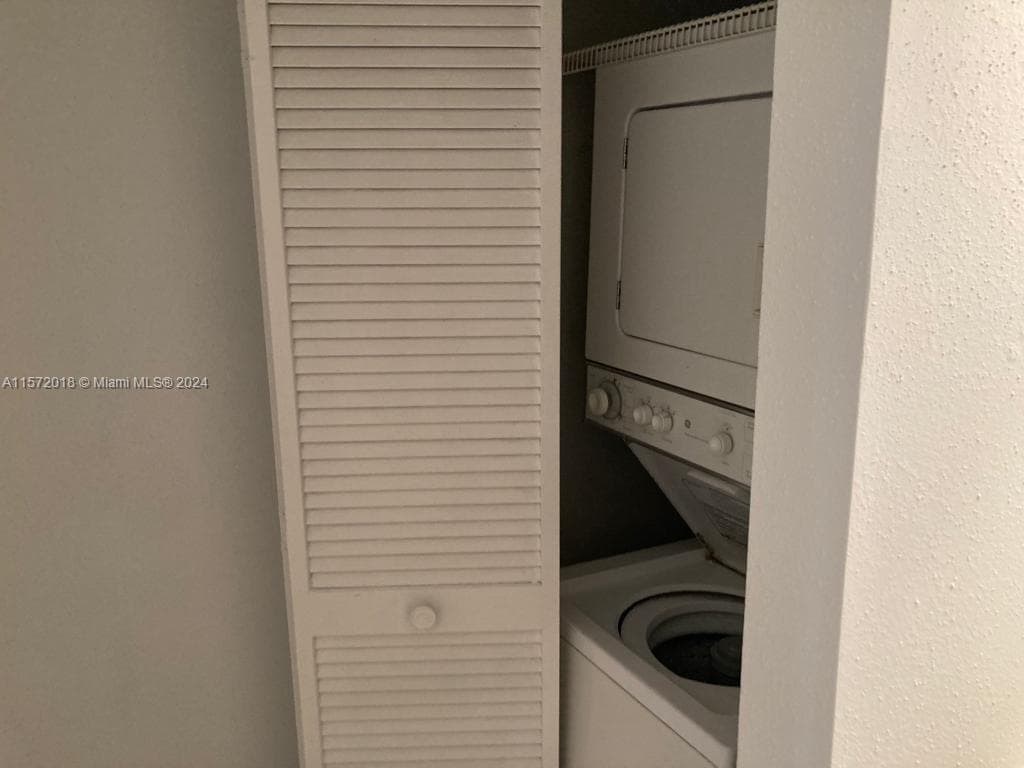 Windward lakes · #A111 in Pompano Beach - Photo 22