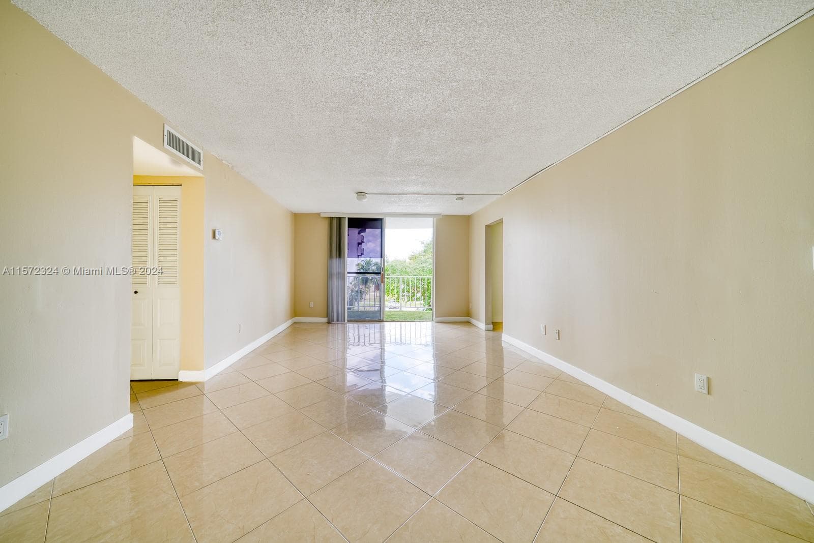 MONTECARLO CONDO · #D316 in Miami - Photo 7