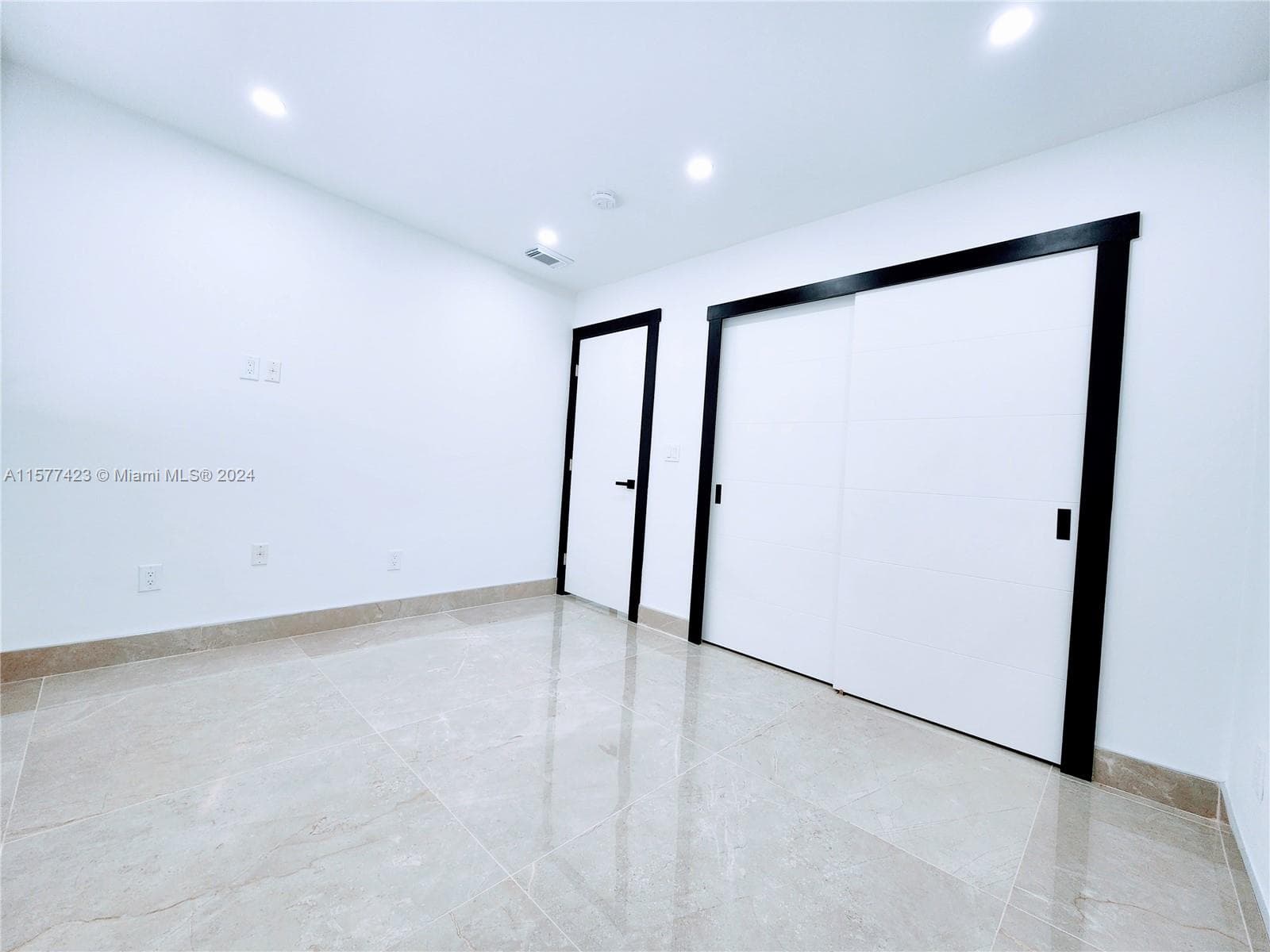 SANS SOUCI CONDO · #3 in North Miami - Photo 27