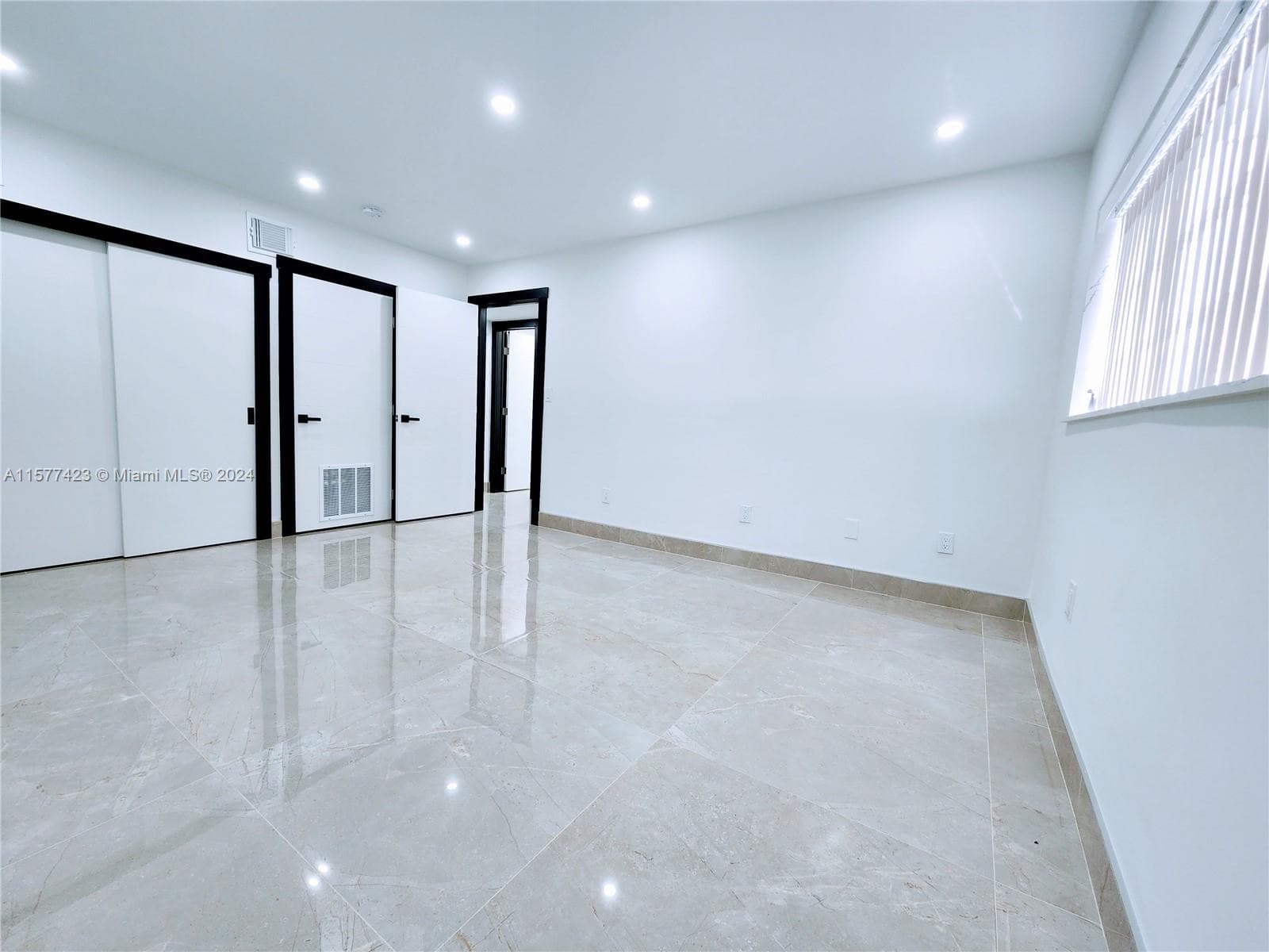 SANS SOUCI CONDO · #3 in North Miami - Photo 36