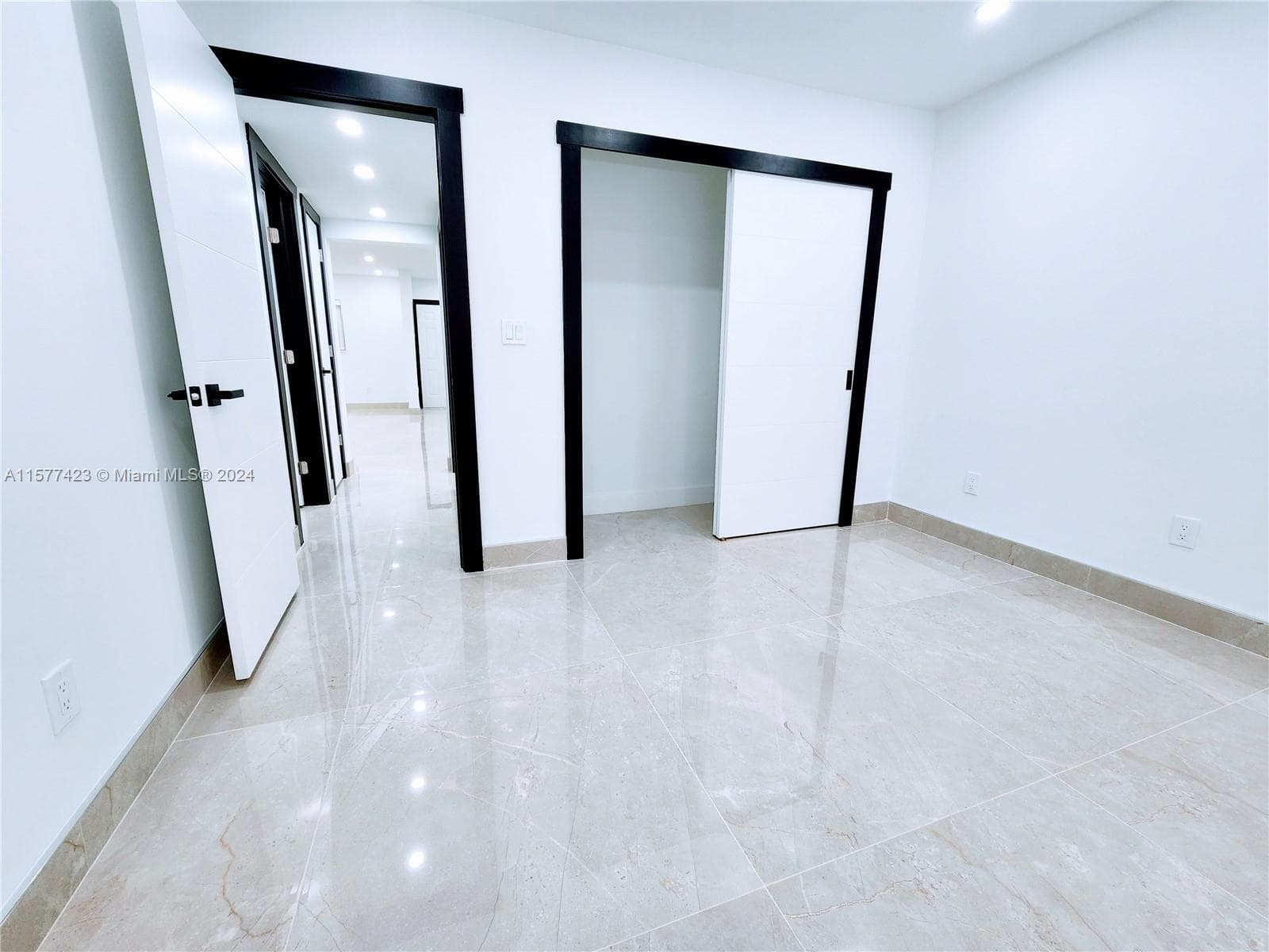 SANS SOUCI CONDO · #3 in North Miami - Photo 34