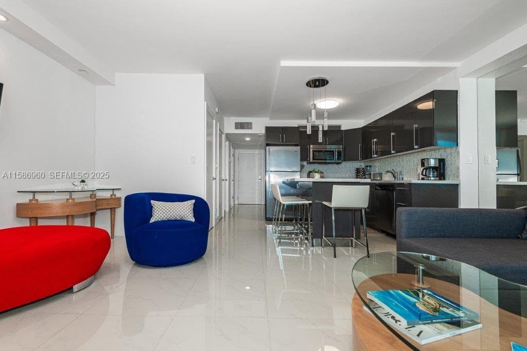Roney Palace · #1111 in Miami Beach - Photo 12