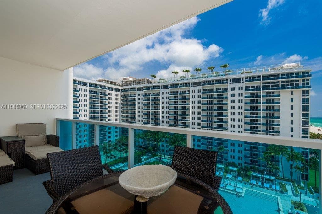 Roney Palace · #1111 in Miami Beach - Photo 26