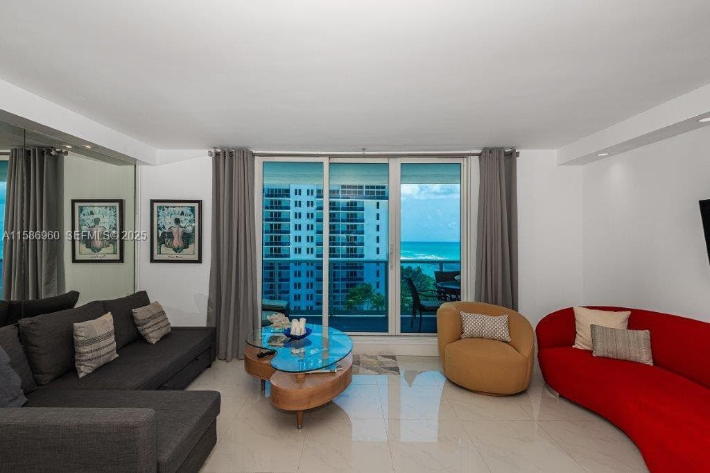 Roney Palace · #1111 in Miami Beach - Photo 7
