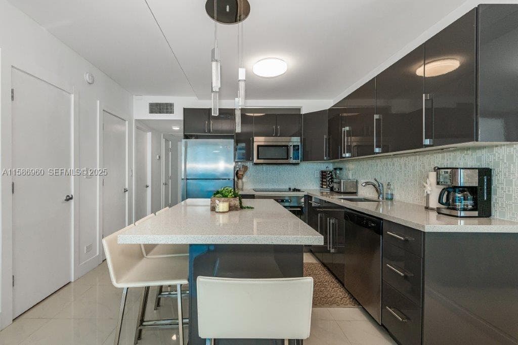 Roney Palace · #1111 in Miami Beach - Photo 14
