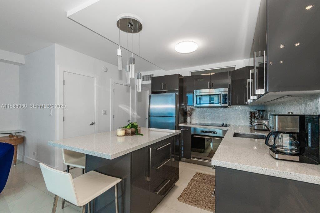Roney Palace · #1111 in Miami Beach - Photo 15