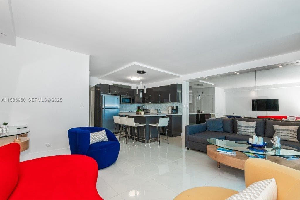 Roney Palace · #1111 in Miami Beach - Photo 11