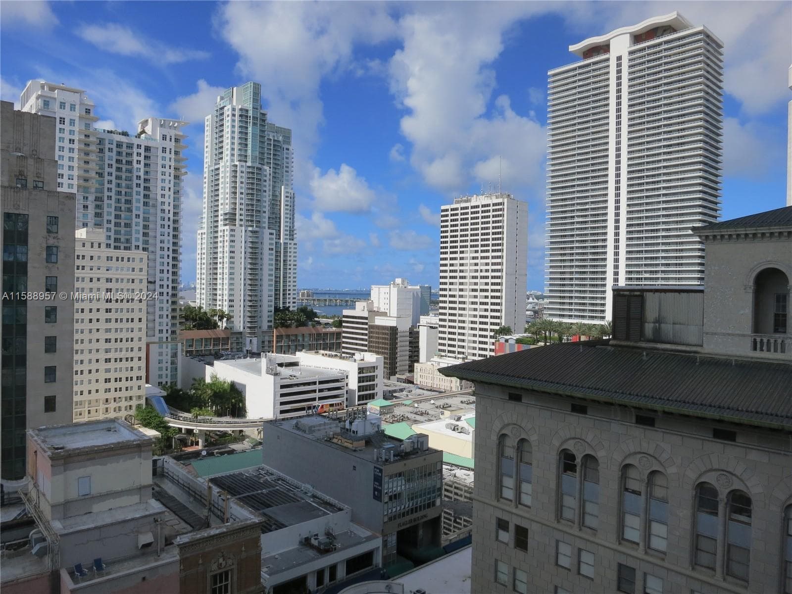 Centro · #1704 in Miami - Photo 12