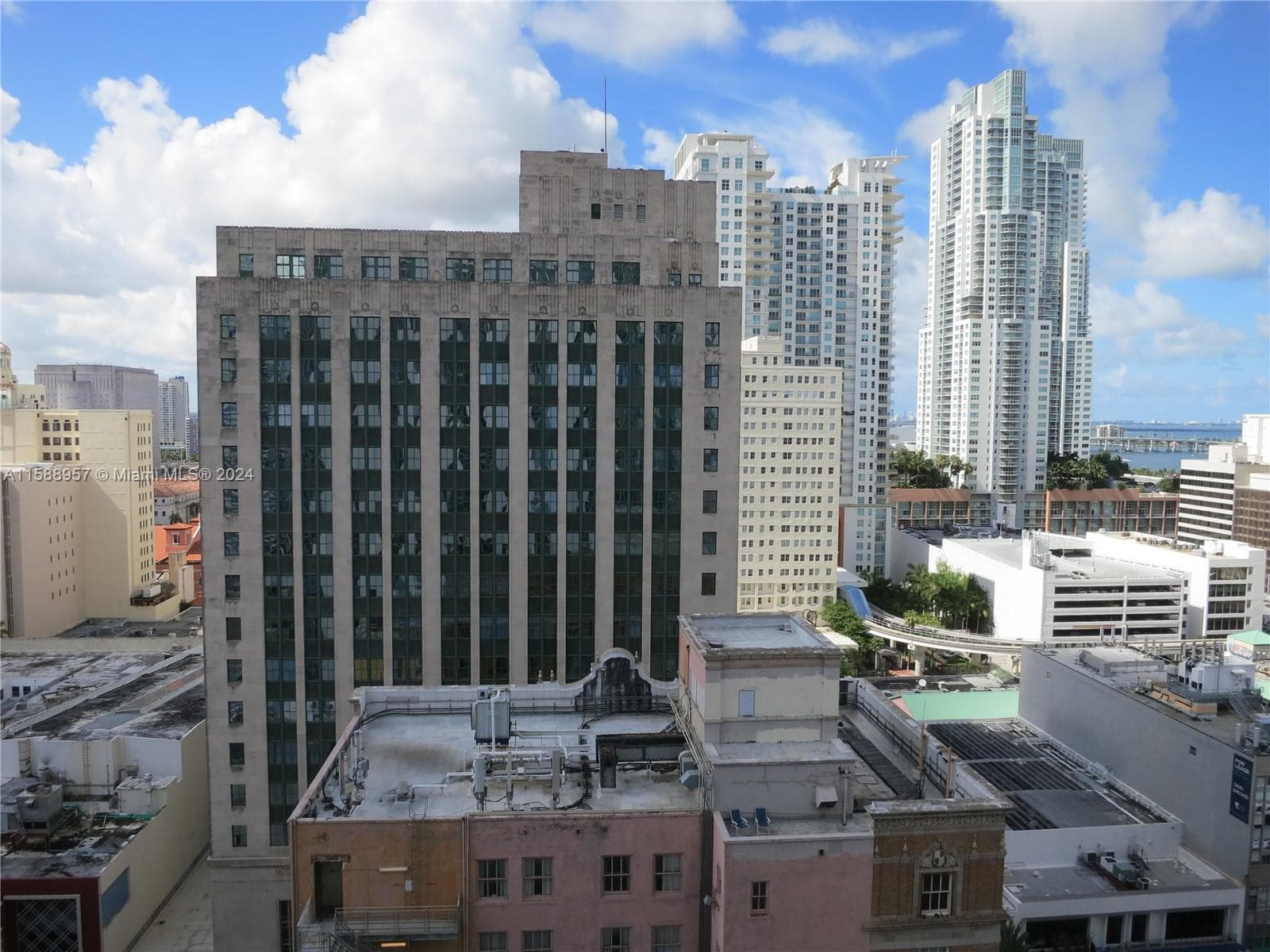 Centro · #1704 in Miami - Photo 10