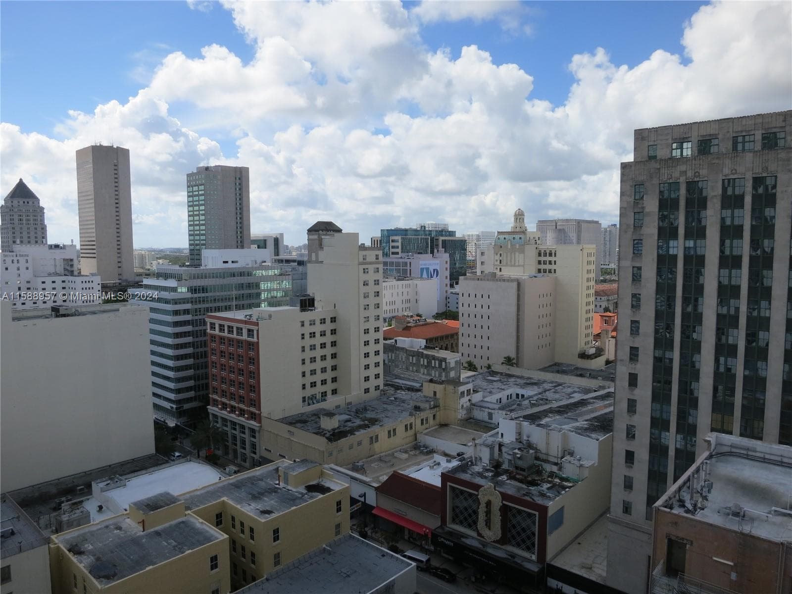 Centro · #1704 in Miami - Photo 11