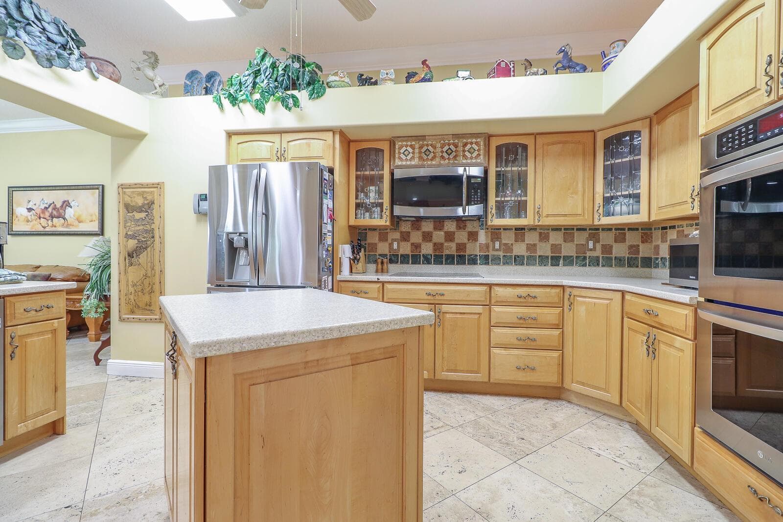 16-Kitchen