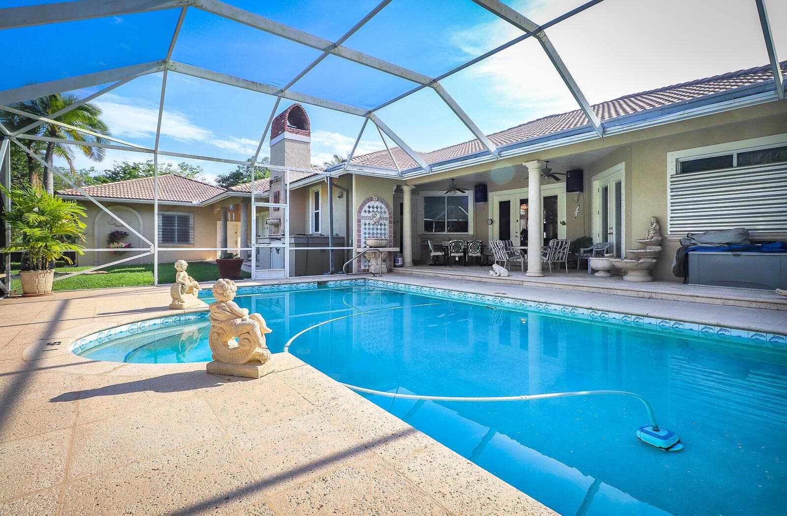 34-Pool