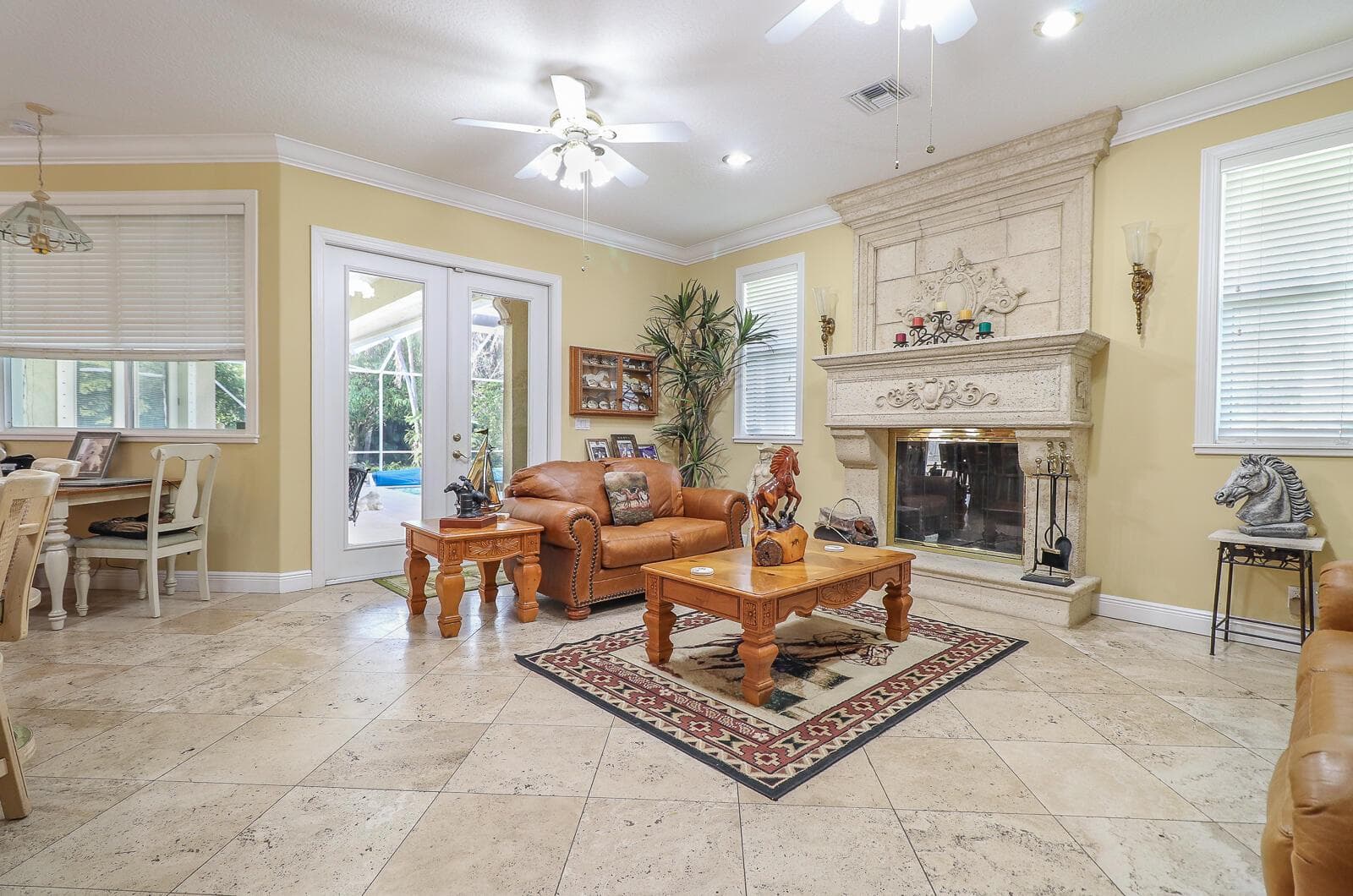 18-Family Room