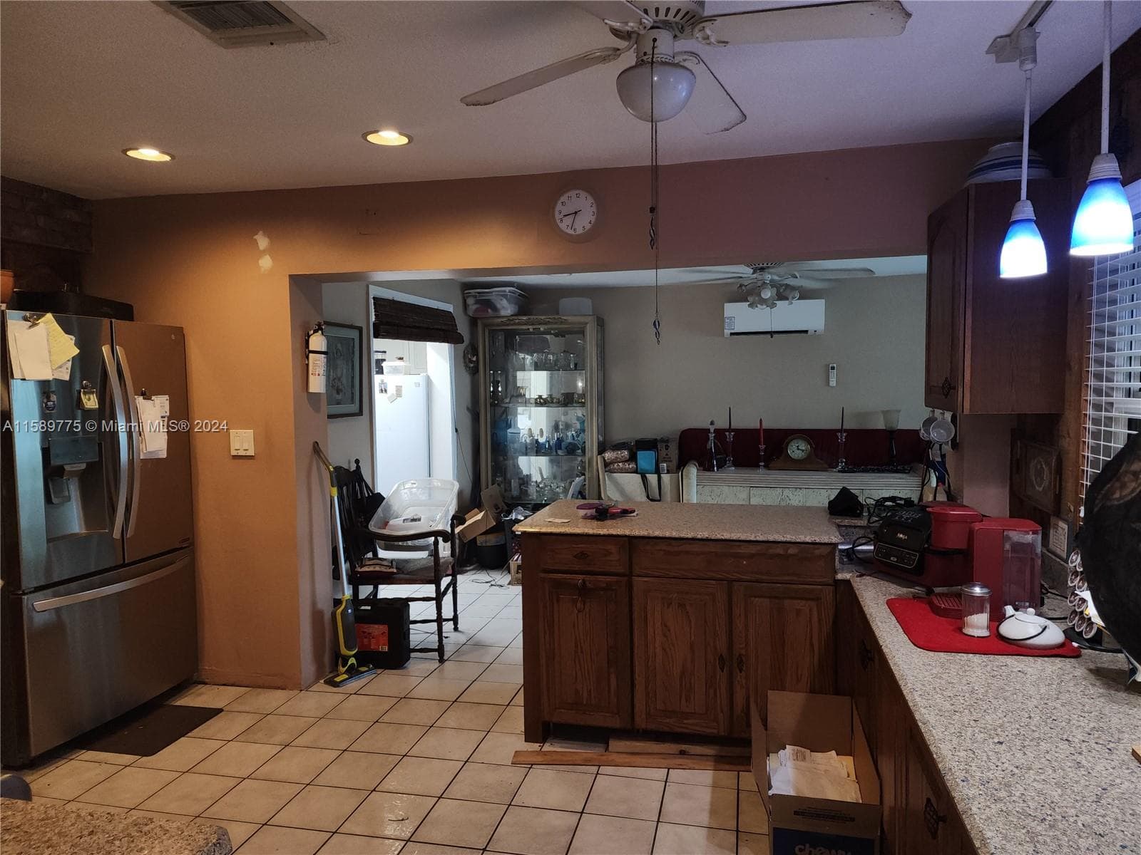 2740 SW 46th Ct photo 9