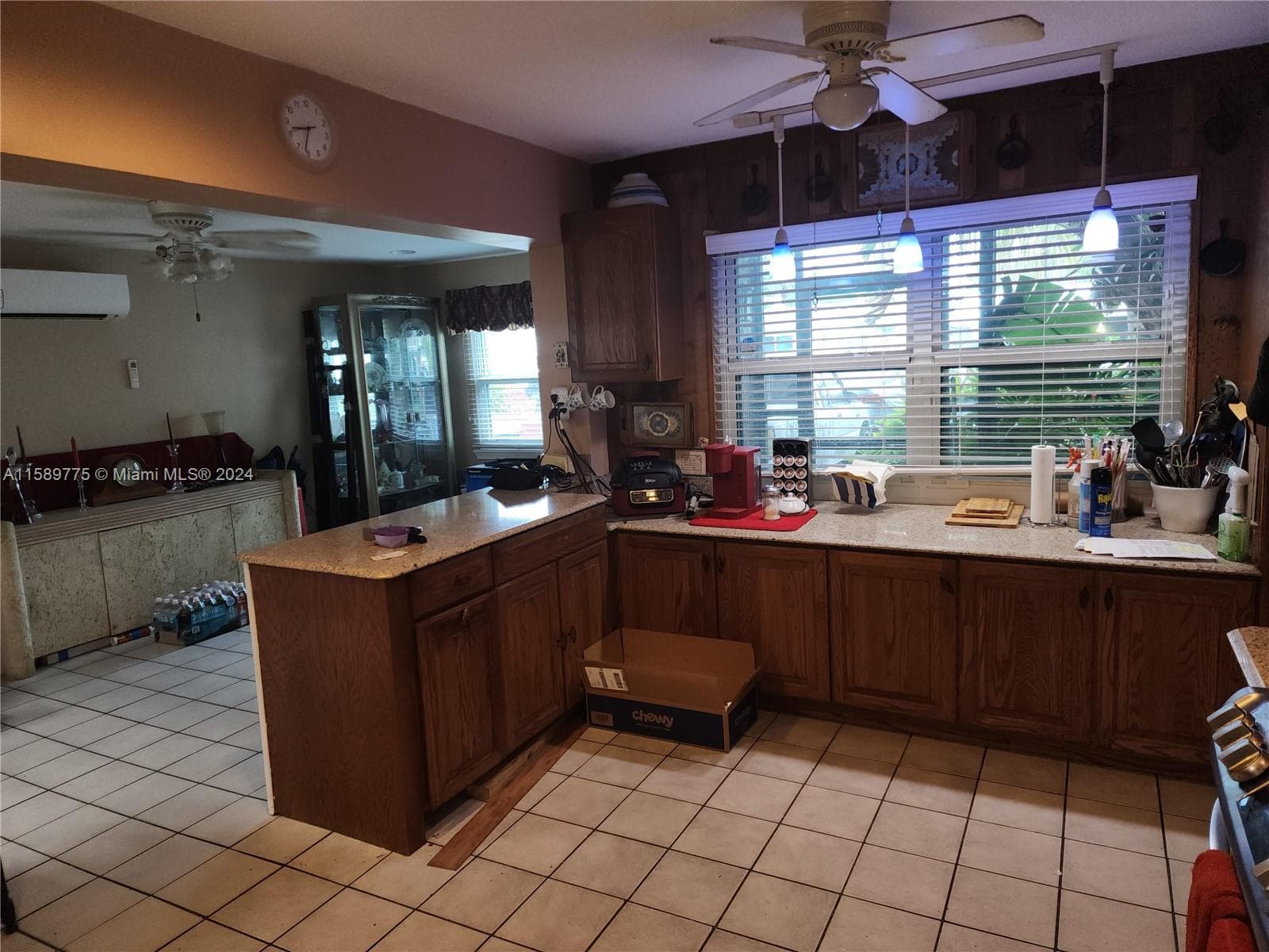 2740 SW 46th Ct photo 8