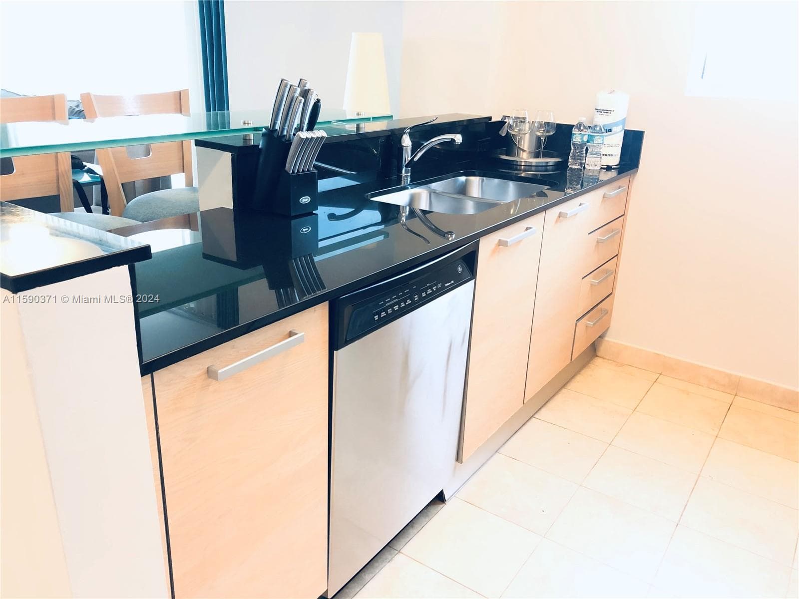 Marenas Resort · #1907 in Sunny Isles Beach - Photo 10