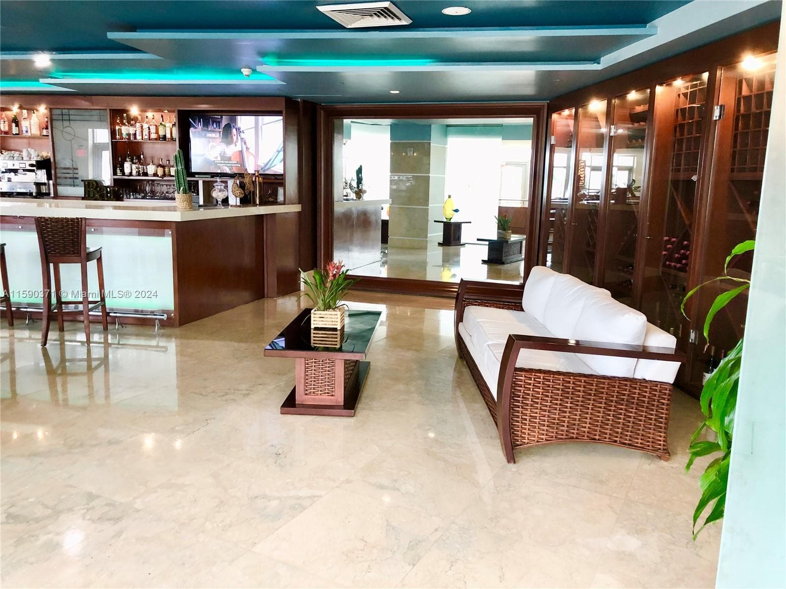 Marenas Resort · #1907 in Sunny Isles Beach - Photo 40