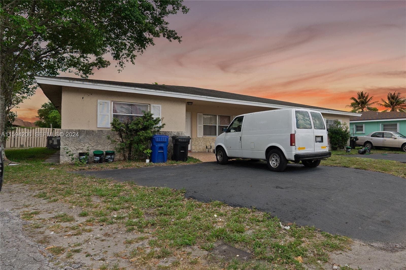 1440 NW 20th St photo 2