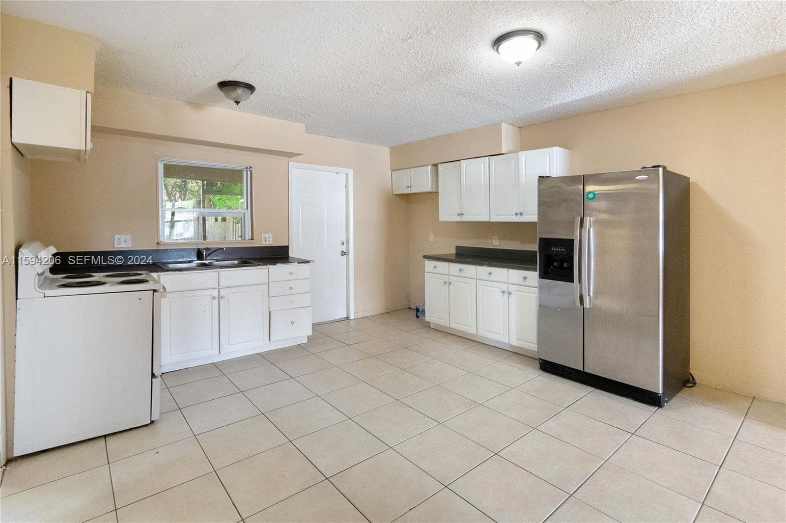 1440 NW 20th St photo 5