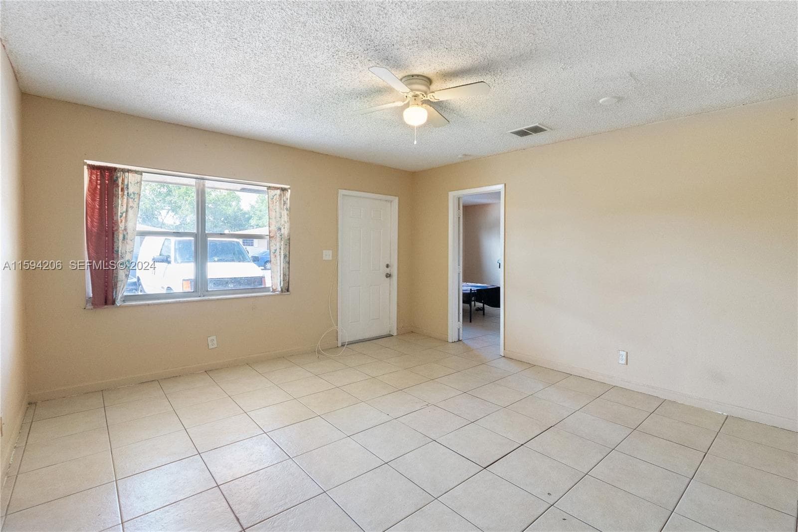 1440 NW 20th St photo 20