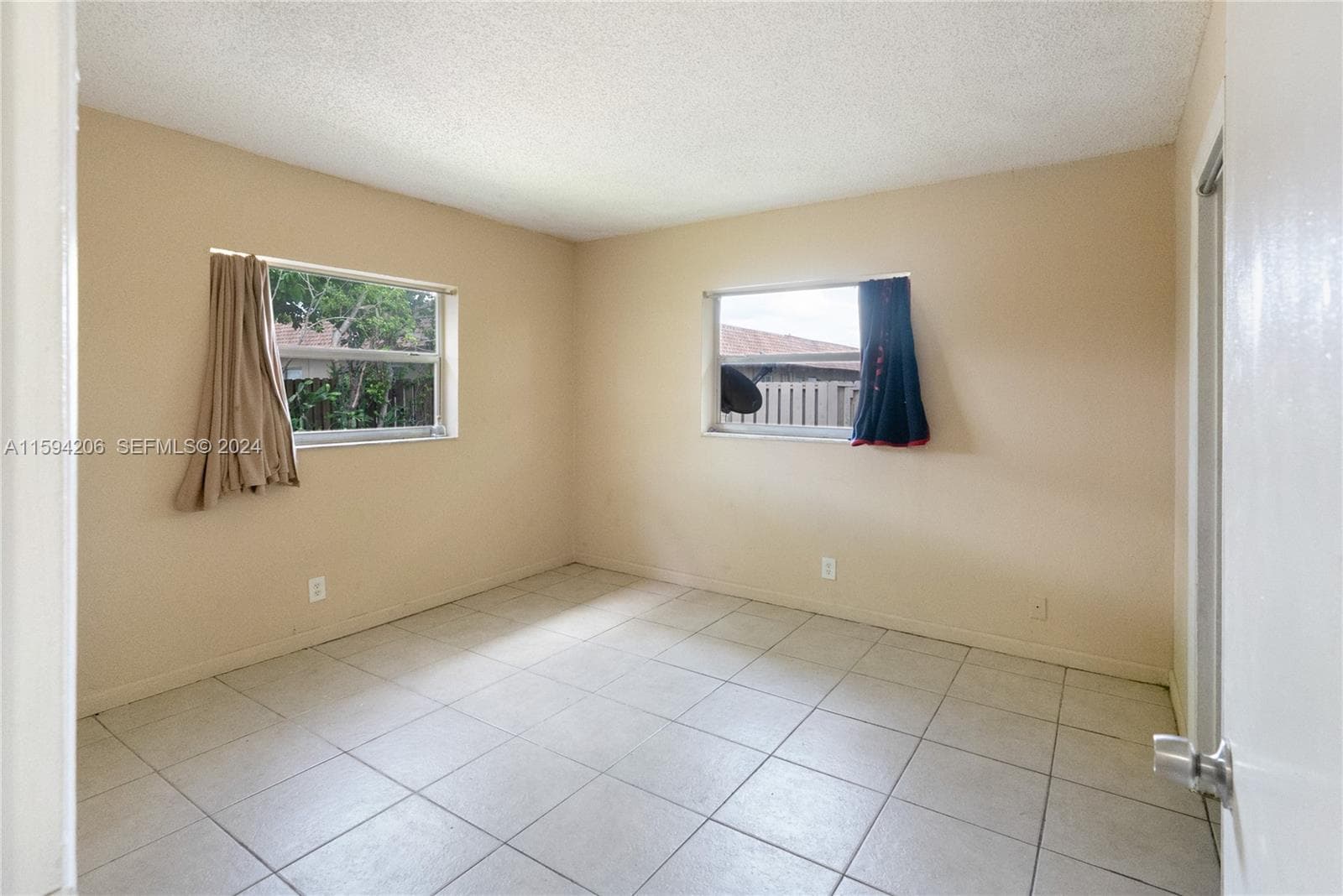 1440 NW 20th St photo 14
