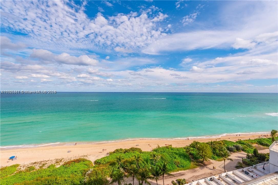 Castle Beach Club · #1135 in Miami Beach - Photo 3