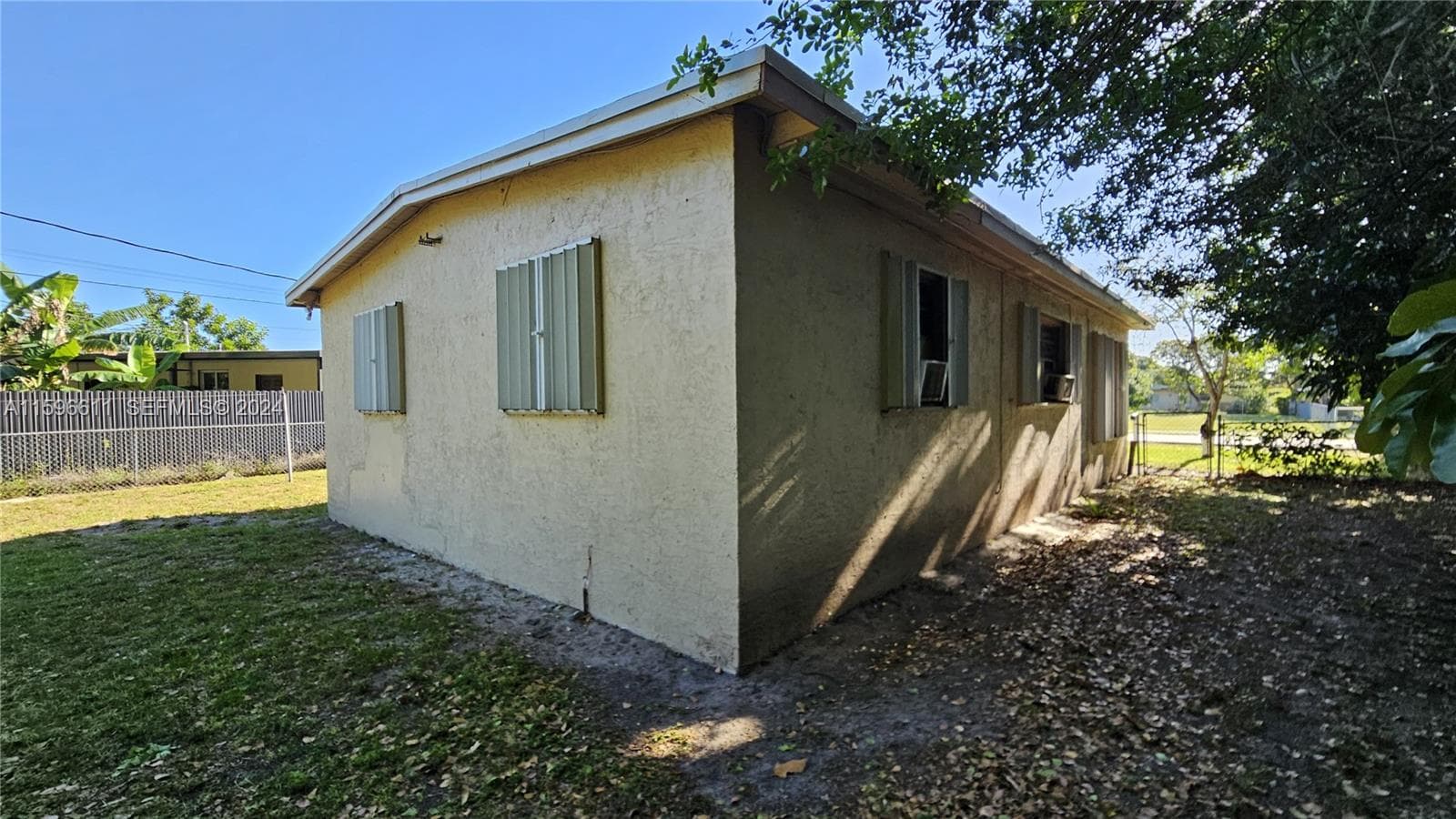155 NW 30th Ter photo 15