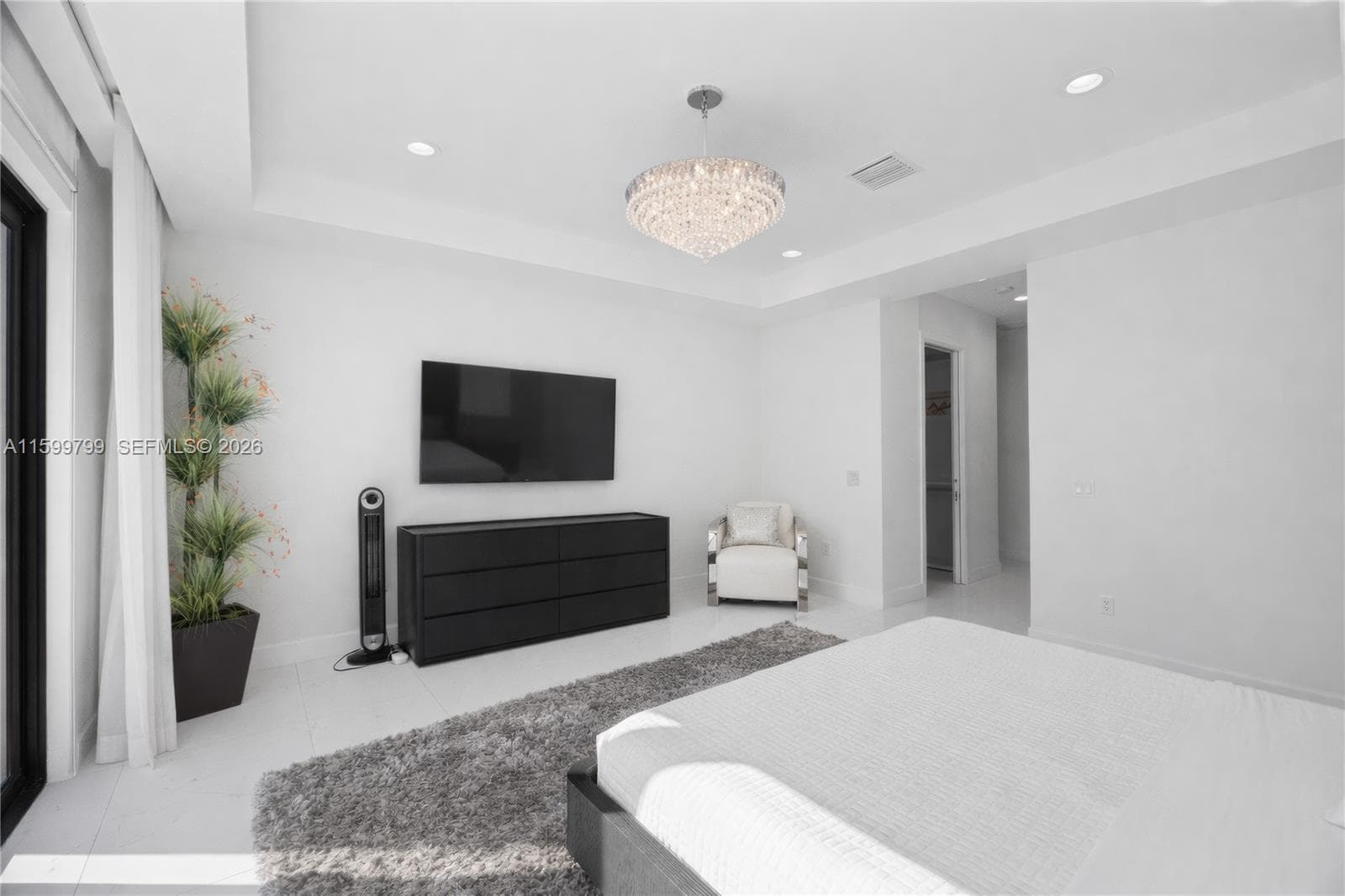 513 Palm Dr photo 24