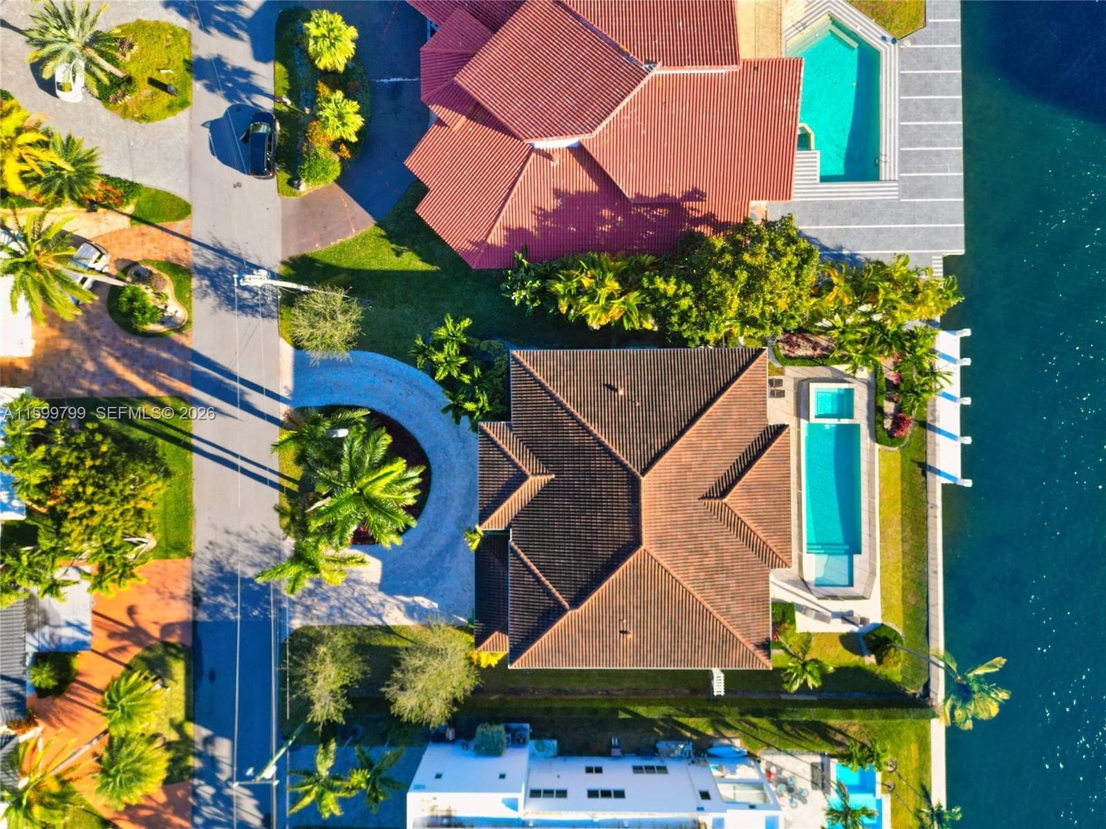 513 Palm Dr photo 41
