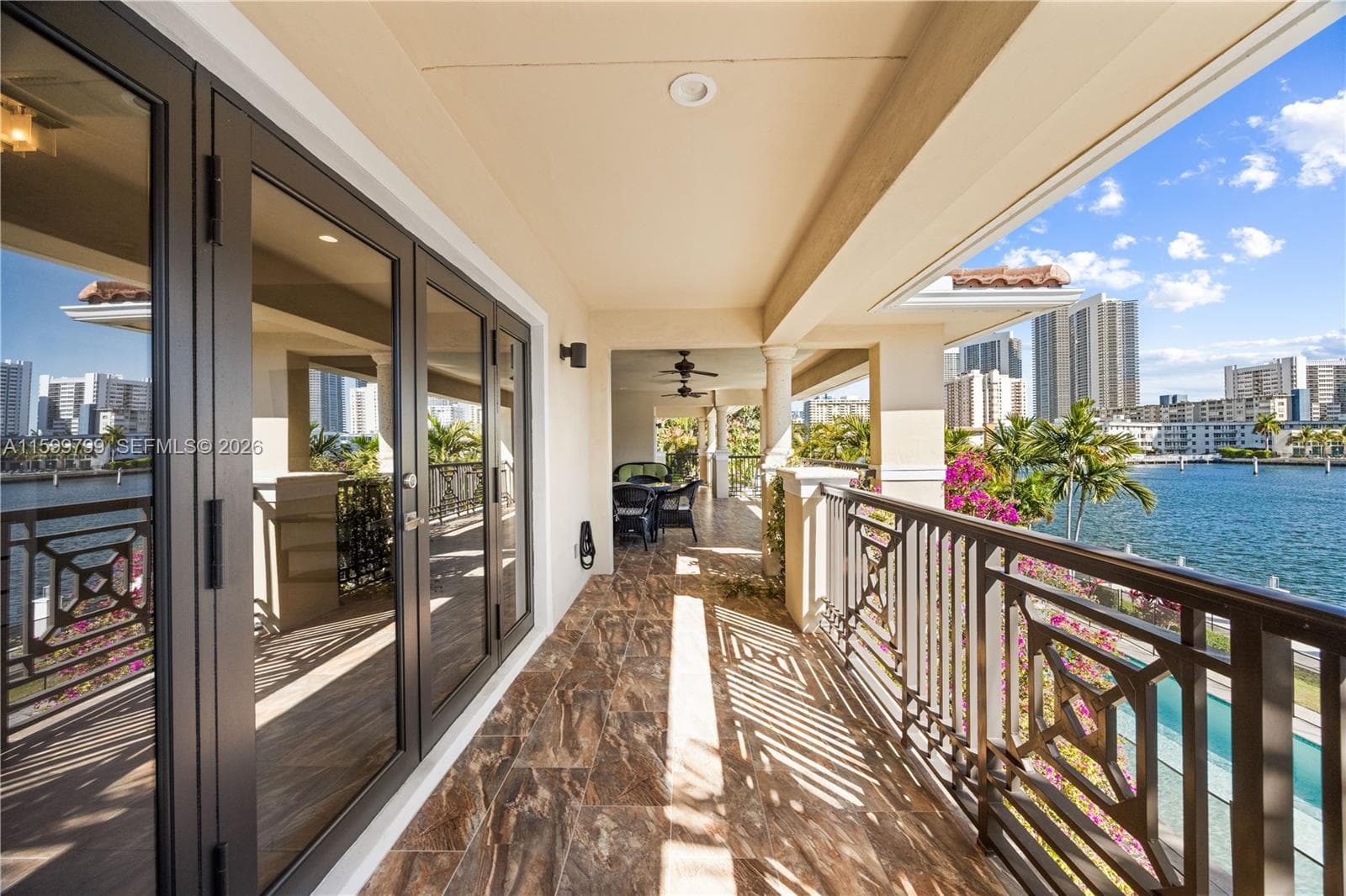513 Palm Dr photo 54