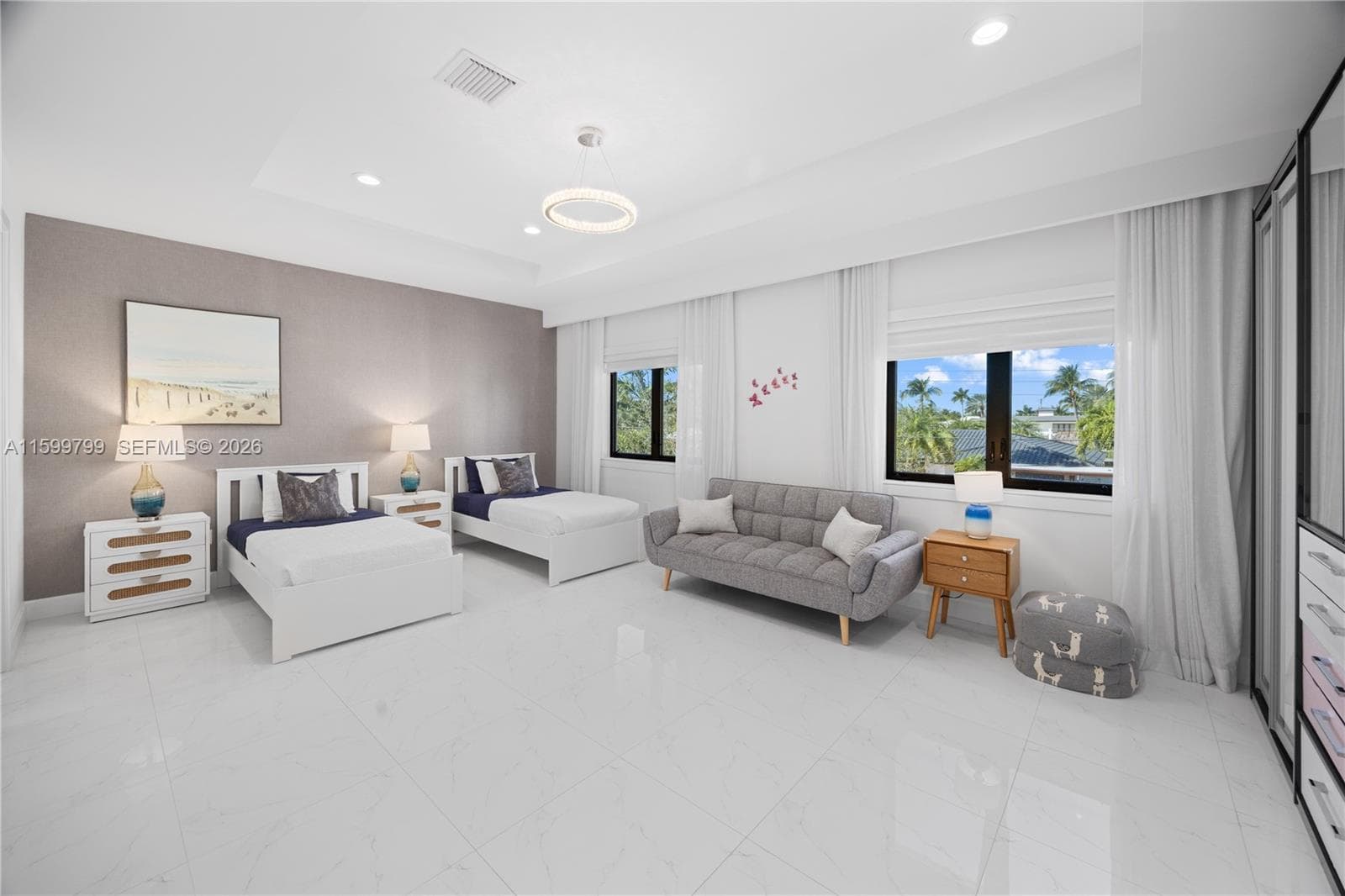 513 Palm Dr photo 35