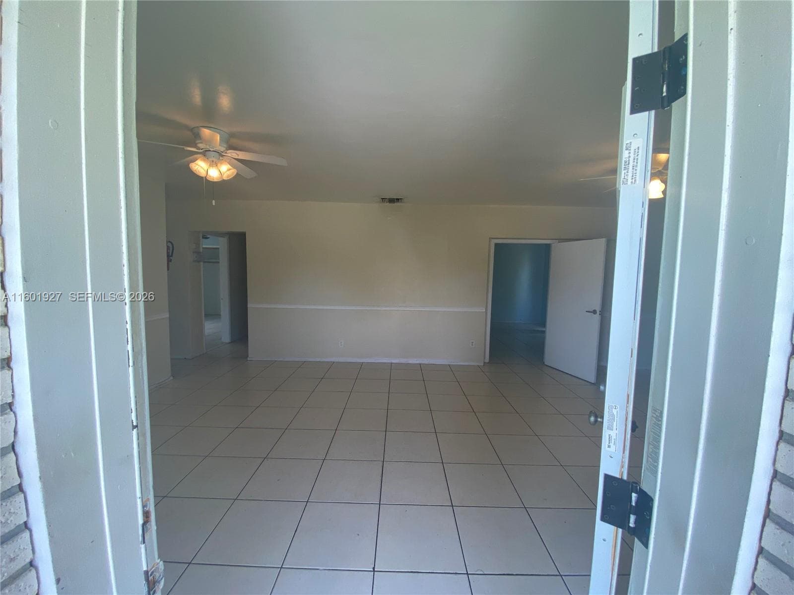 1739 SW 28th Ter photo 6