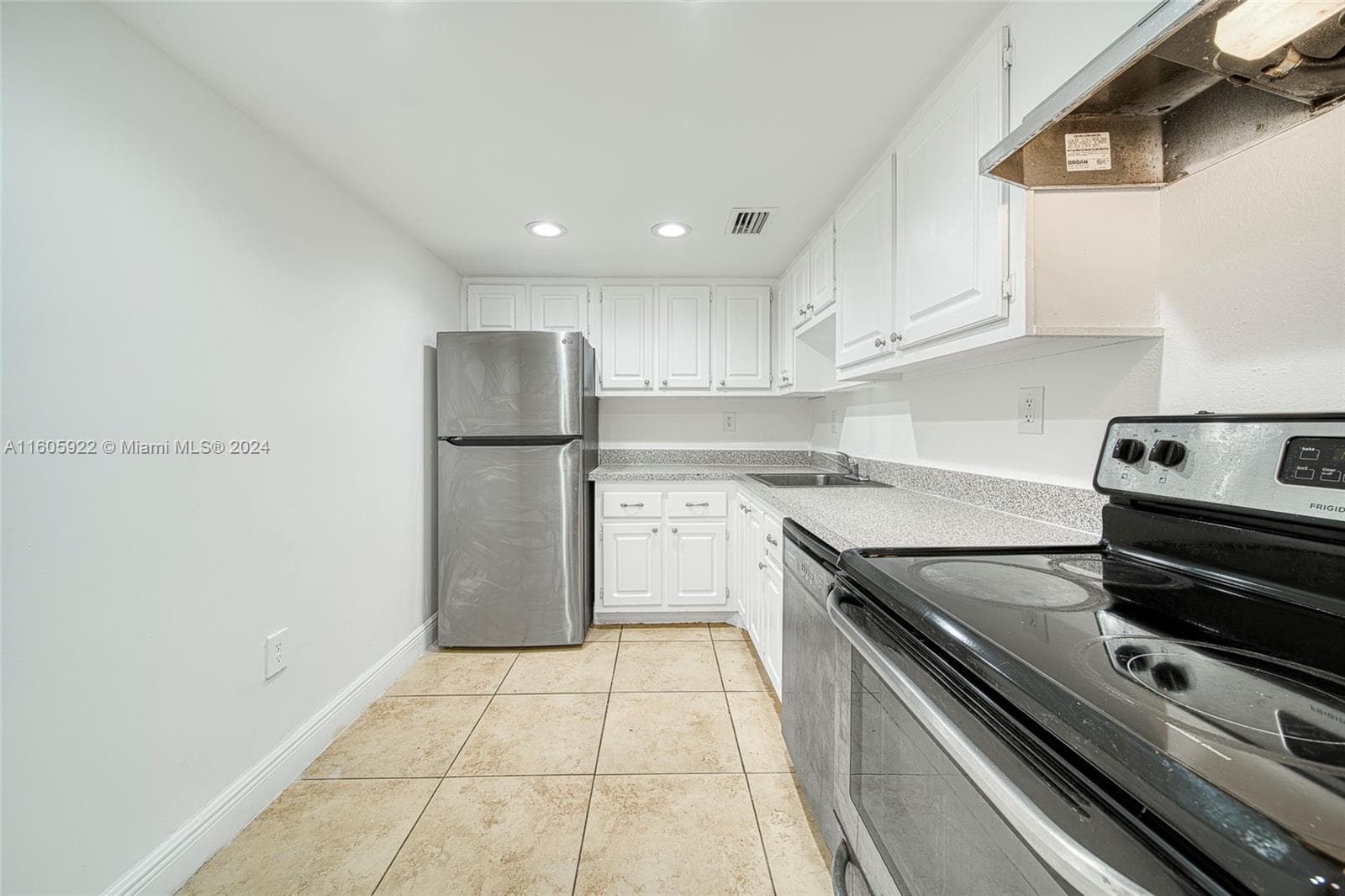 BAYVIEW PALMS · #122 in North Miami - Photo 1