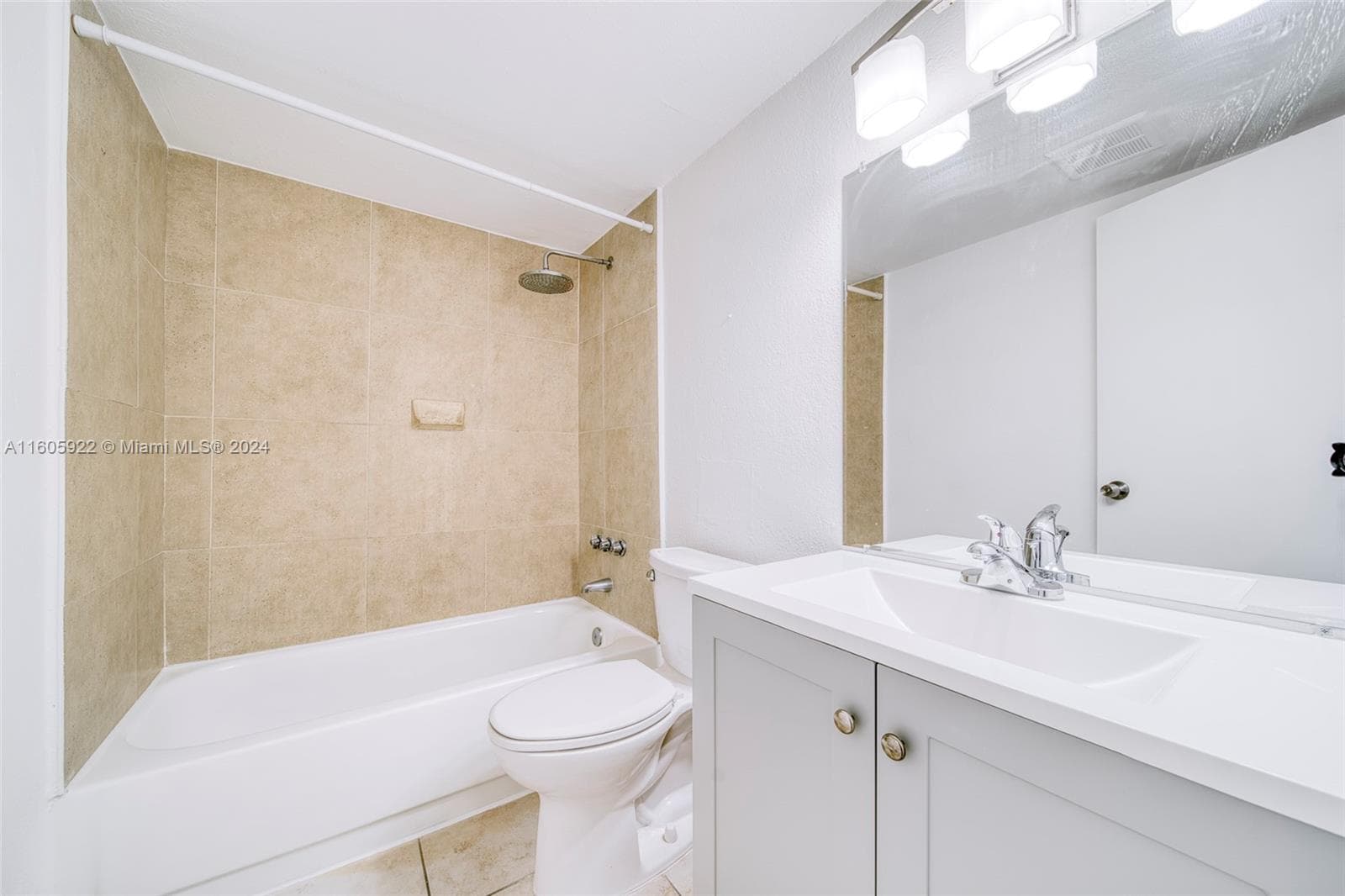 BAYVIEW PALMS · #122 in North Miami - Photo 10